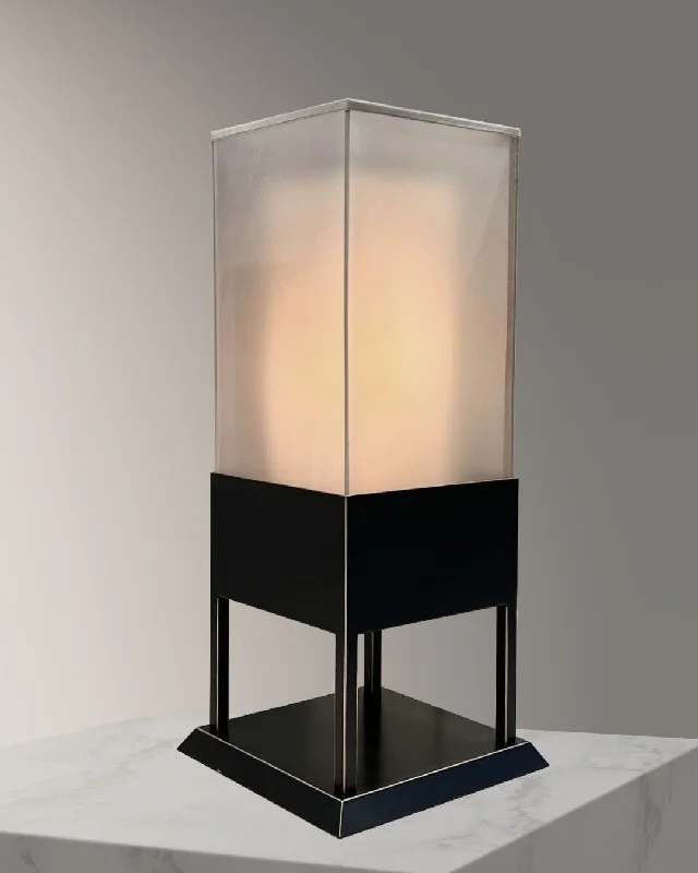 crystal table lamps with dazzling prisms for a glamorous effectcrystal table lamps with dazzling prisms for a glamorous effectHaru 65 crystal table lamps with dazzling prisms for a glamorous effectcrystal table lamps with dazzling prisms for a glamorous effectHaru 65