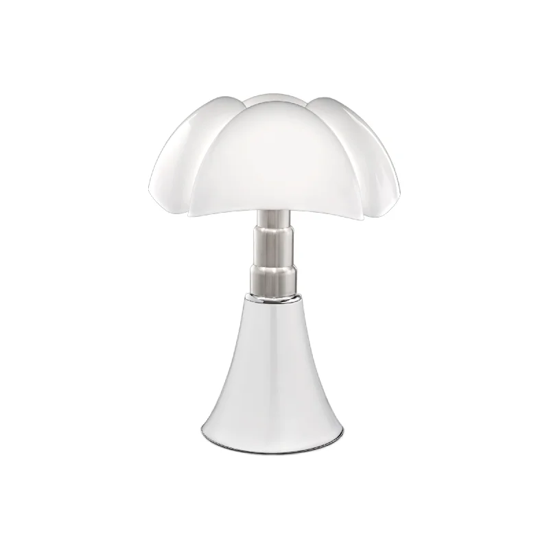 fabric table lamps with a linen shade for a relaxed and breathable lookfabric table lamps with a linen shade for a relaxed and breathable lookPipistrello Medio Table Lamp - White fabric table lamps with a linen shade for a relaxed and breathable lookfabric table lamps with a linen shade for a relaxed and breathable lookPipistrello Medio Table Lamp - White